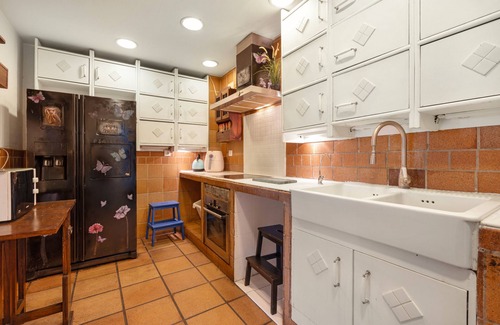 San Fernando House | Holiday Home 'Casa Bahía De Cádiz' with Private Terrace, Balcony and Wi-Fi