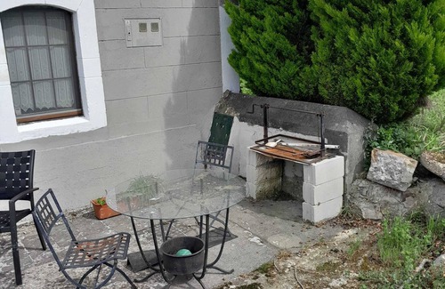 Loza House | Holiday Home 'Casa Leandro' with Mountain View, Private Terrace and Wi-Fi