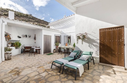 Lorca House | Holiday Home "Casa Rural Atalaya-Coy" with Mountain View, Private Terrace & Private Garden