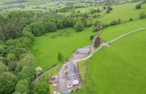 Machynlleth House | Holiday Home Corlan y Rhyd