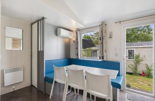 Tyn nad Vltavou House | Holiday Home Prima Plus by Interhome