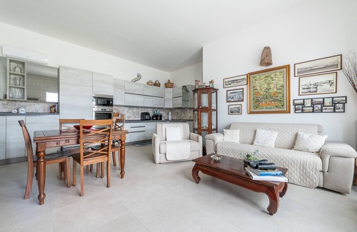 Carloforte House | Holiday Home "Da Silvi E Salva In Riva Al Mare" with Sea View, Private Garden & Wi-Fi