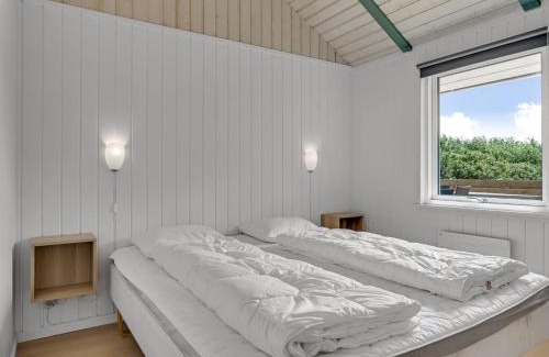Vrist Strand House | Holiday Home Eftim - 500m from the sea by Interhome