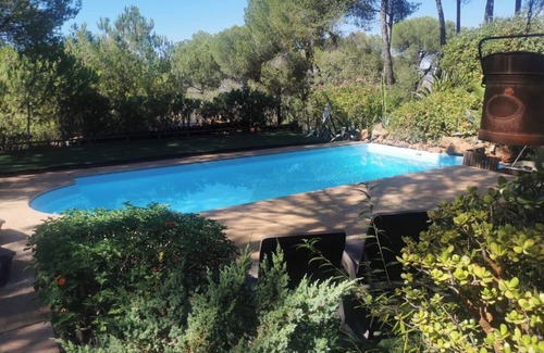 Calanas House | Holiday Home 'El Pueblo Apartamento Xl' with Mountain View, Shared Pool and Shared Terrace