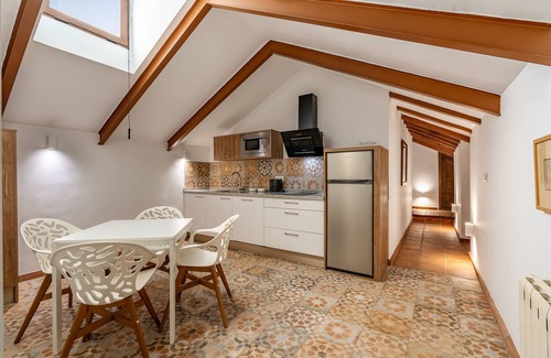 Durcal Apartment | Holiday Home 'El Puente' with Lake View, Wi-Fi and Air Conditioning