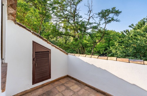 Durcal Apartment | Holiday Home 'El Puente' with Lake View, Wi-Fi and Air Conditioning