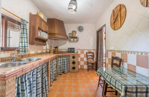 Las Lagunillas House | Holiday Home 'Cortijo El Llano' with Mountain View, Private Pool and Wi-Fi