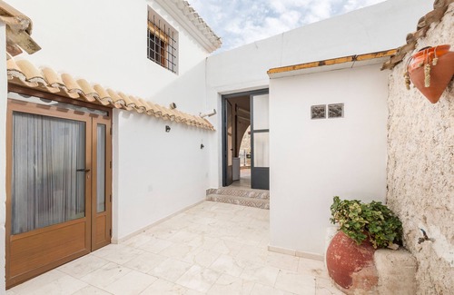 Molina de Segura House | Holiday Home 'Estrella' with Private Pool, Private Terrace and Wi-Fi