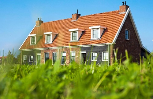 Colijnsplaat House | Holiday Home Ganuenta-2 by Interhome
