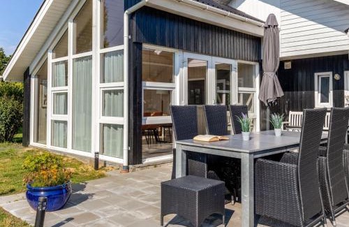 Skaven Strand House | Holiday Home Gudmundine - 350m to the inlet by Interhome