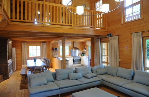 Bomal-sur-Ourthe House | Holiday Home in Durbuy with BBQ & Terrace