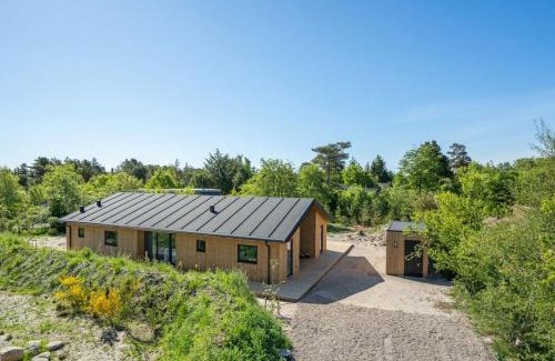Hou House | Holiday Home Ileana - from the sea by Interhome