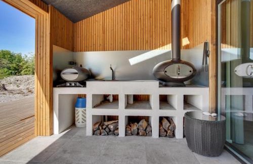 Hou House | Holiday Home Ileana - from the sea by Interhome