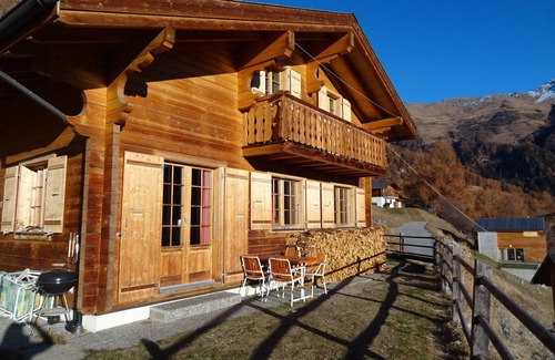 Mase Ski Chalet | Holiday home in a quiet, sunny location in a hiking and skiing region
