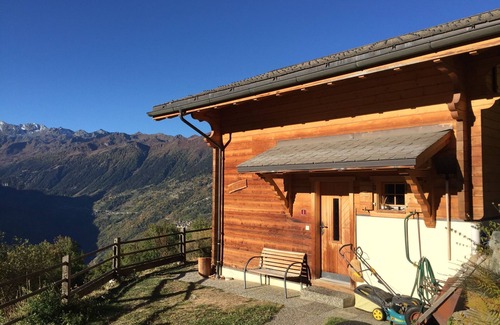 Mase Ski Chalet | Holiday home in a quiet, sunny location in a hiking and skiing region