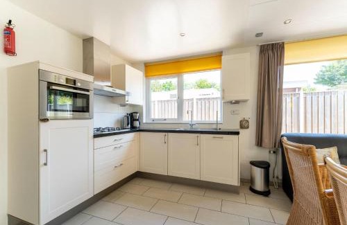 Baarland House | Holiday home in Baarland with garden