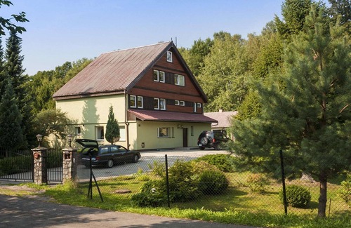 Szymbark House | Holiday Home in Kashubia near Upside Down House