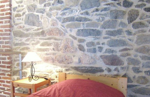 Treignes House | Holiday Home in Rokytnice nad Jizerou with Garden