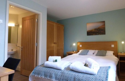 Rhyd-y-clafdy House | Holiday Home Julian by Interhome