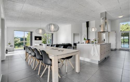 Skødshoved Strand House | Holiday Home Lådenbjerg Knebel Denm