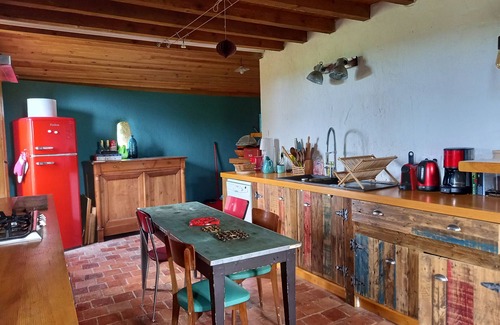 Malabat House | Holiday Home 'La Toumet' with Mountain View, Private Pool and Wi-Fi