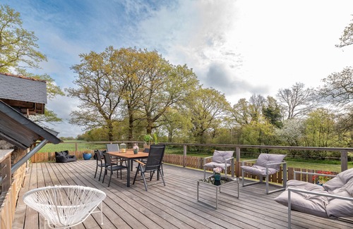 Pleucadeuc House | Holiday Home 'Le Foutaye - Gîte En Pleine Nature' with Private Terrace and Private Garden