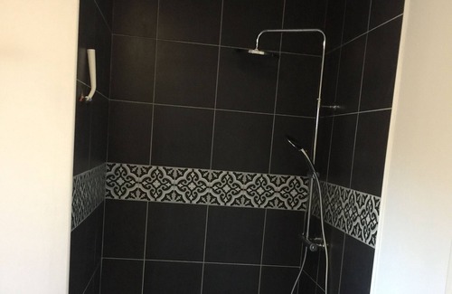 Villers-Pol House | Holiday Home 'Le Gai Lo Gite' with Private Garden and Wi-Fi