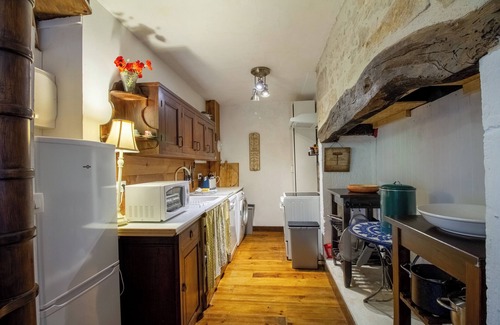 Vezac House | Holiday Home 'Le Mirador Vue Sur La Dordogne' with Private Terrace and Balcony