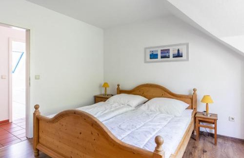 Garz/Rugen House | Holiday Home Losentitz by Interhome