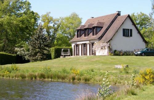 Pionnat House | Holiday Home Marchives by Interhome