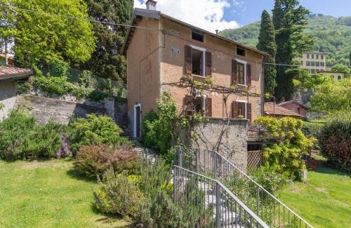 Regoledo House | Holiday Home Meri - VNA225 by Interhome