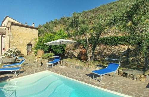 Buti House | Holiday home near Pisa with private pool (up to 16 people)