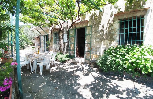 Buti House | Holiday home near Pisa with private pool