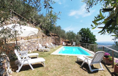 Buti House | Holiday home near Pisa with private pool