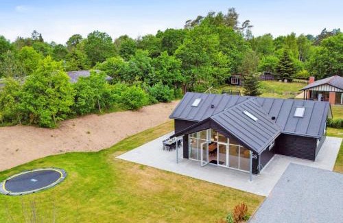 Skødshoved Strand House | Holiday Home Norna - 350m from the sea by Interhome