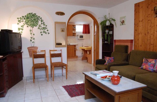 Heviz House | Holiday home on the ground floor, suitable for the disabled