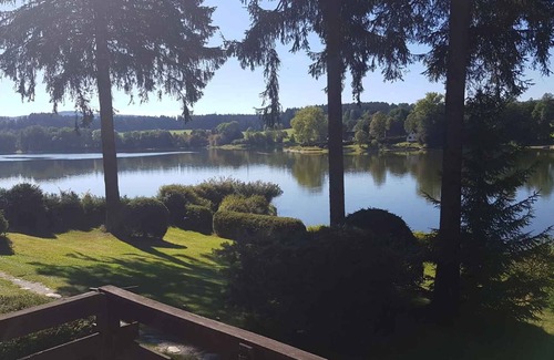 Frymburk House | Holiday home only 15 meters from Lipno Lake