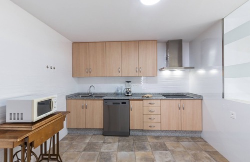 Cehegin House | Holiday Home 'Parraga' with Mountain View, Private Terrace and Balcony