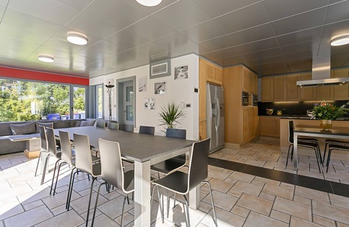 Lichtervelde House | Holiday home René on a large and fully enclosed property with forest and pond