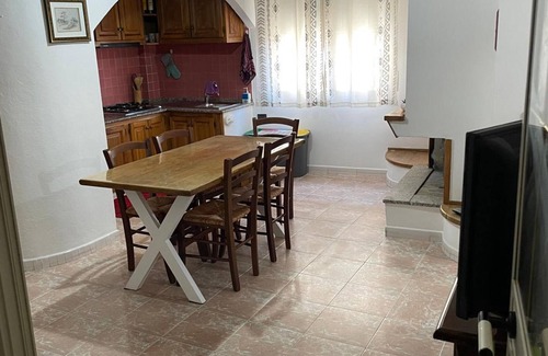 Jerzu House | Holiday Home 'Sa Omu De Sa Palgia' with Sea View, Balcony and Air Conditioning