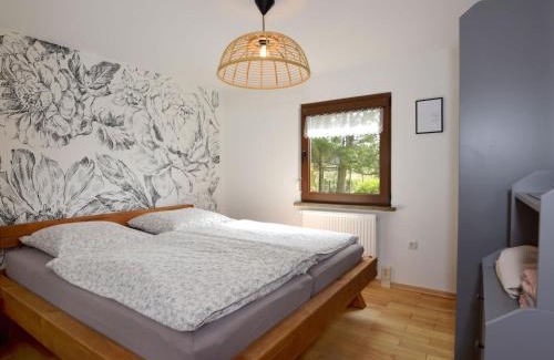 Goldlauter House | Holiday Home Selma by Interhome