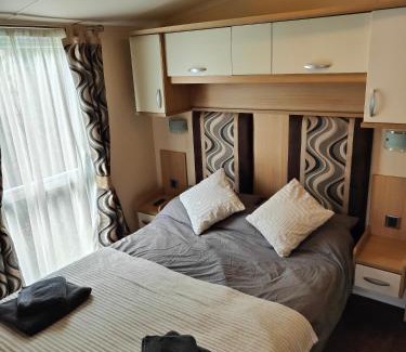 Ringwood Resort | Holiday home sleeps six