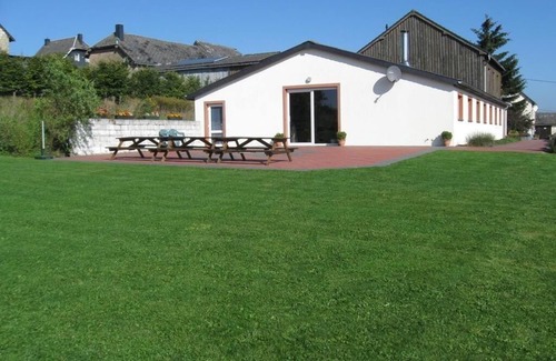 Medendorf House | Holiday home Snowview Lodge