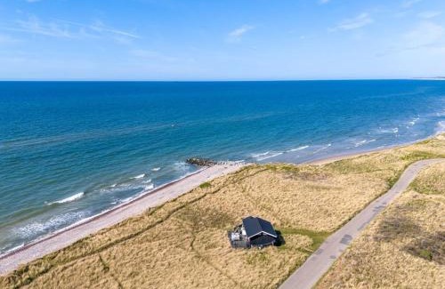 Lonstrup House | Holiday Home Stintje - 20m from the sea by Interhome