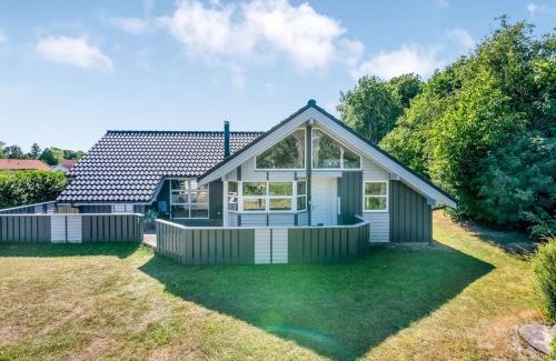 Saksild Strand House | Holiday Home Stryd - 150m from the sea by Interhome
