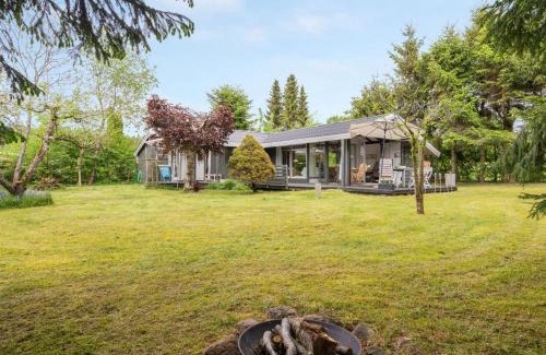 Farvang House | Holiday Home Syrina by Interhome
