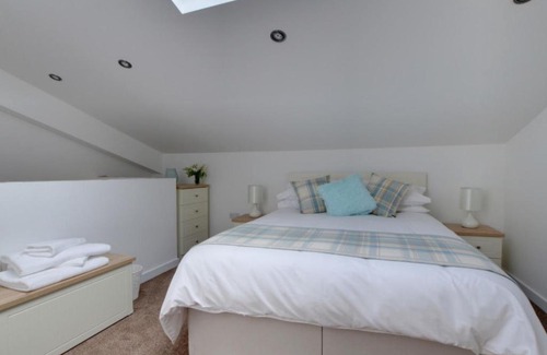 Abbess Roding House | Holiday Home The Milking Parlour by Interhome