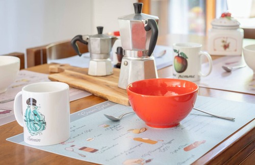 Marina di Pietrasanta House | Holiday Home "Villa Le Maree di Tonfano" with Garden, Terrace & Wi-Fi