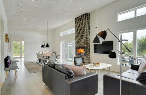 Skaven Strand House | Holiday Home Weike - 950m to the inlet by Interhome