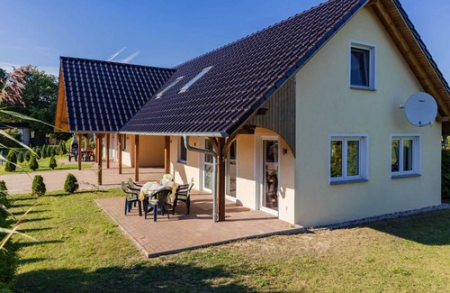 Bannemin Apartment | Holiday home Wiesenblick 18 - FH 18